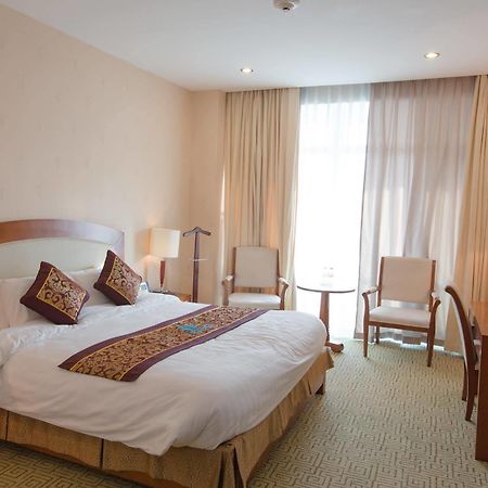 Lam Kinh Hotel Thanh Hóa Extérieur photo